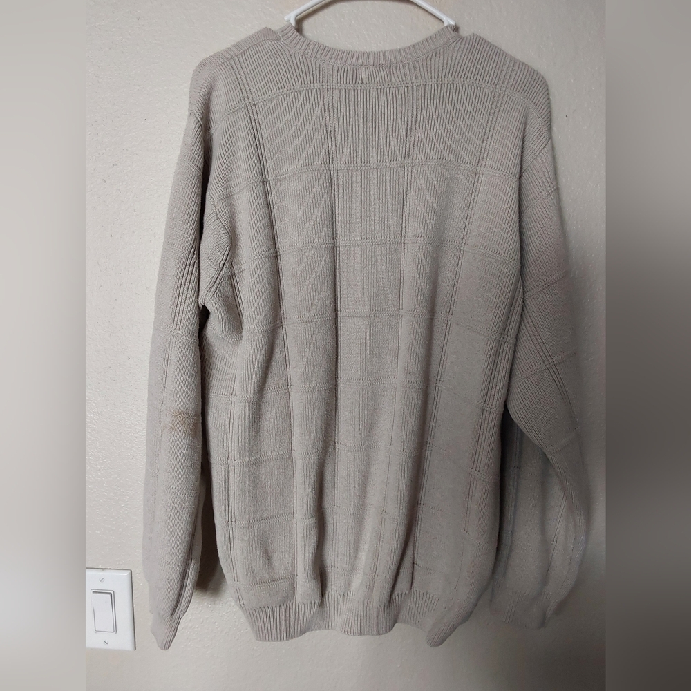 Arrow Sweater, Men's Size Large Cream Color Arrow Sweater - Picture 2 of 4